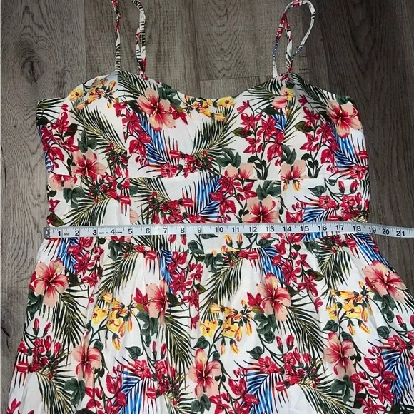NWT New Look Multicolor Floral Tropical Dress - Picture 8 of 10